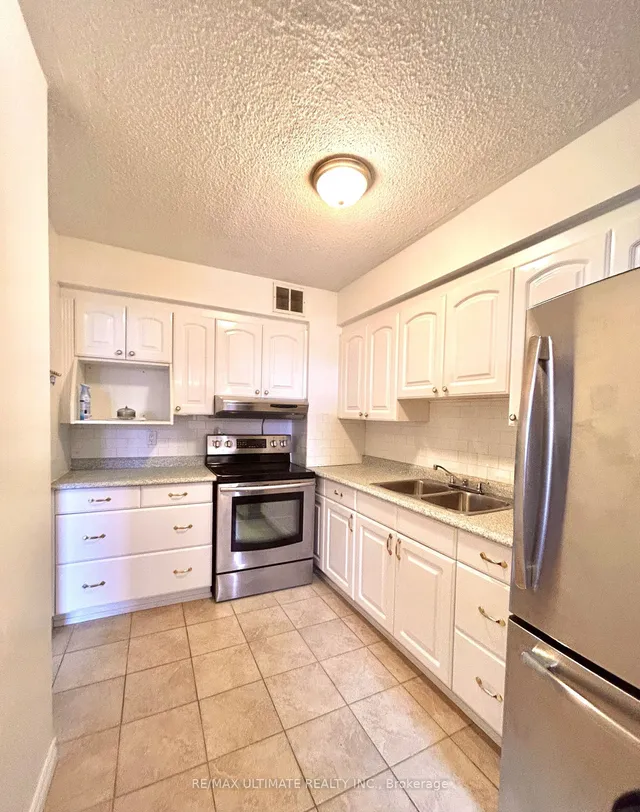 Additional property image - 151 La Rose Ave Unit 409