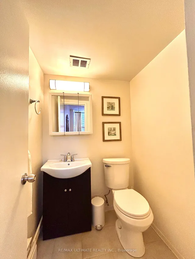Additional property image - 151 La Rose Ave Unit 409