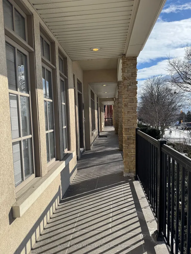 Additional property image - 3071 Cawthra Rd Unit 2