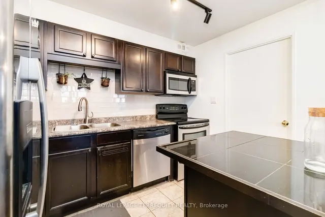 Additional property image - 1300 Mississauga Valley Blvd Unit 909