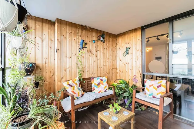 Additional property image - 1300 Mississauga Valley Blvd Unit 909