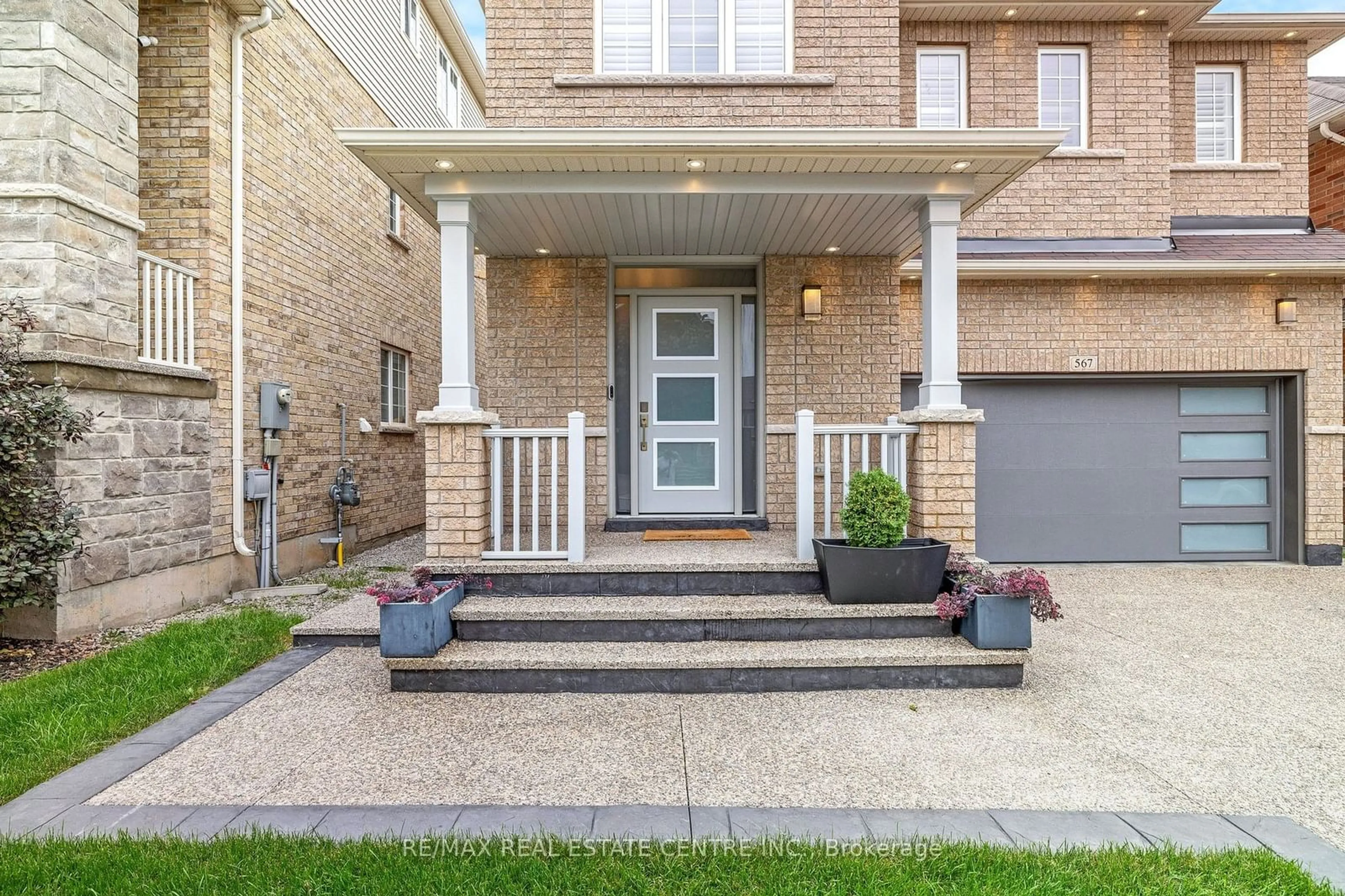 Home with brick exterior material, street for 567 SANDERSON Cres, Milton Ontario L9T 8L9