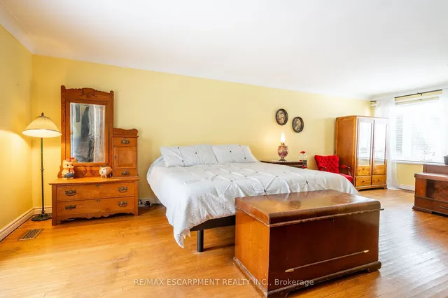 Additional property image - 475 Mayzel Rd