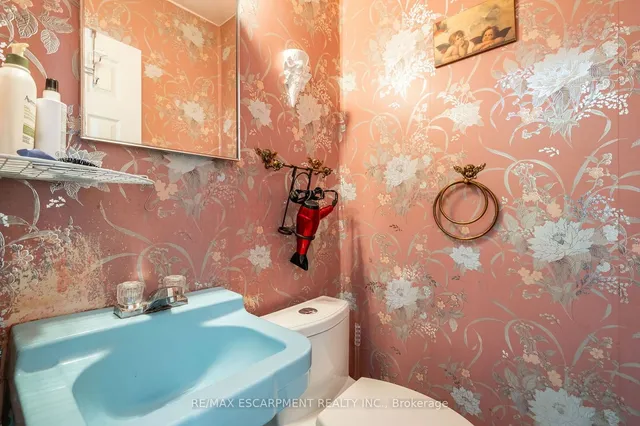 Additional property image - 475 Mayzel Rd