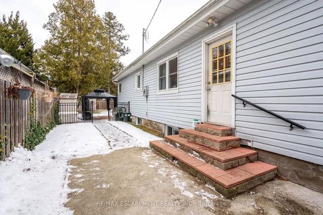 Additional property image - 475 Mayzel Rd