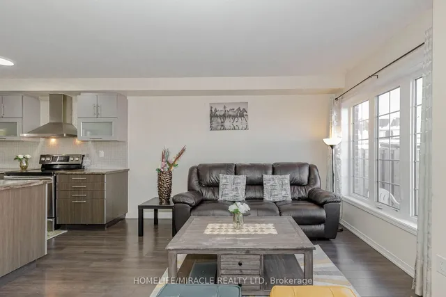 Additional property image - 138 Baffin Cres