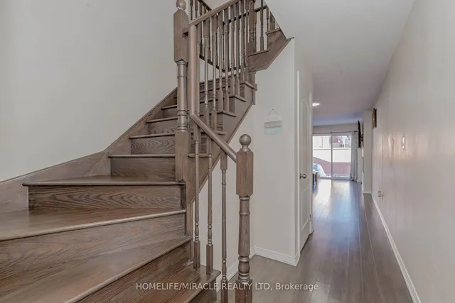 Additional property image - 138 Baffin Cres