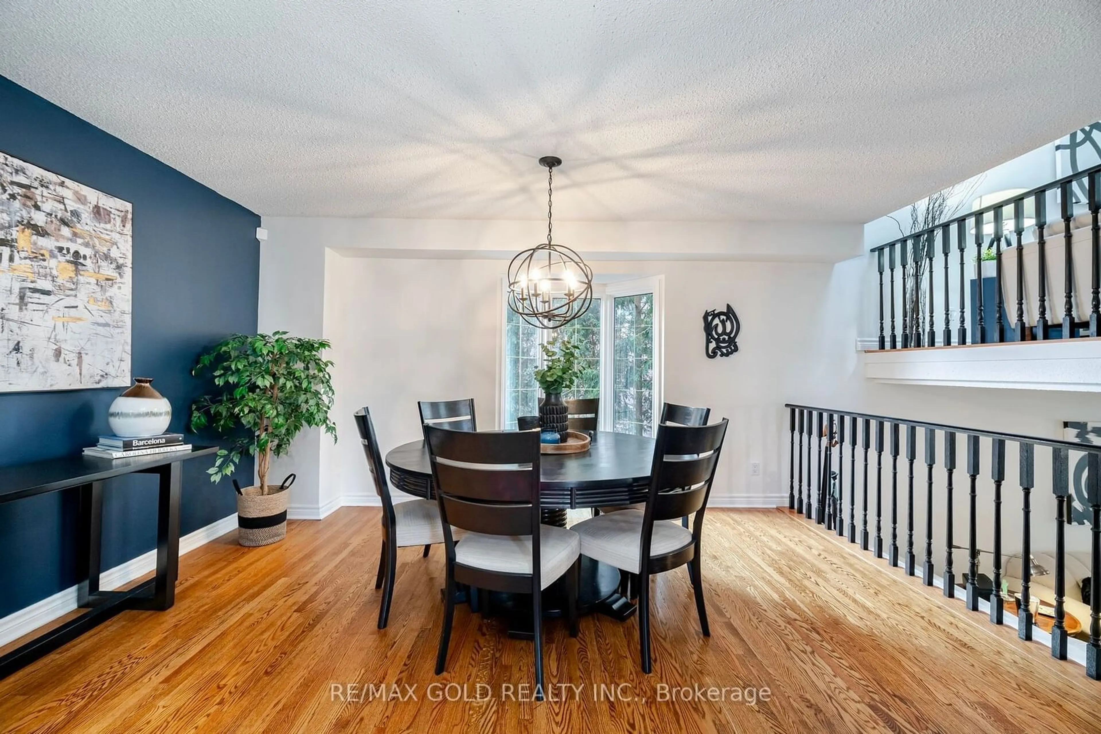 Dining room, wood/laminate floor for 245 Romain Cres, Oakville Ontario L6H 5A5