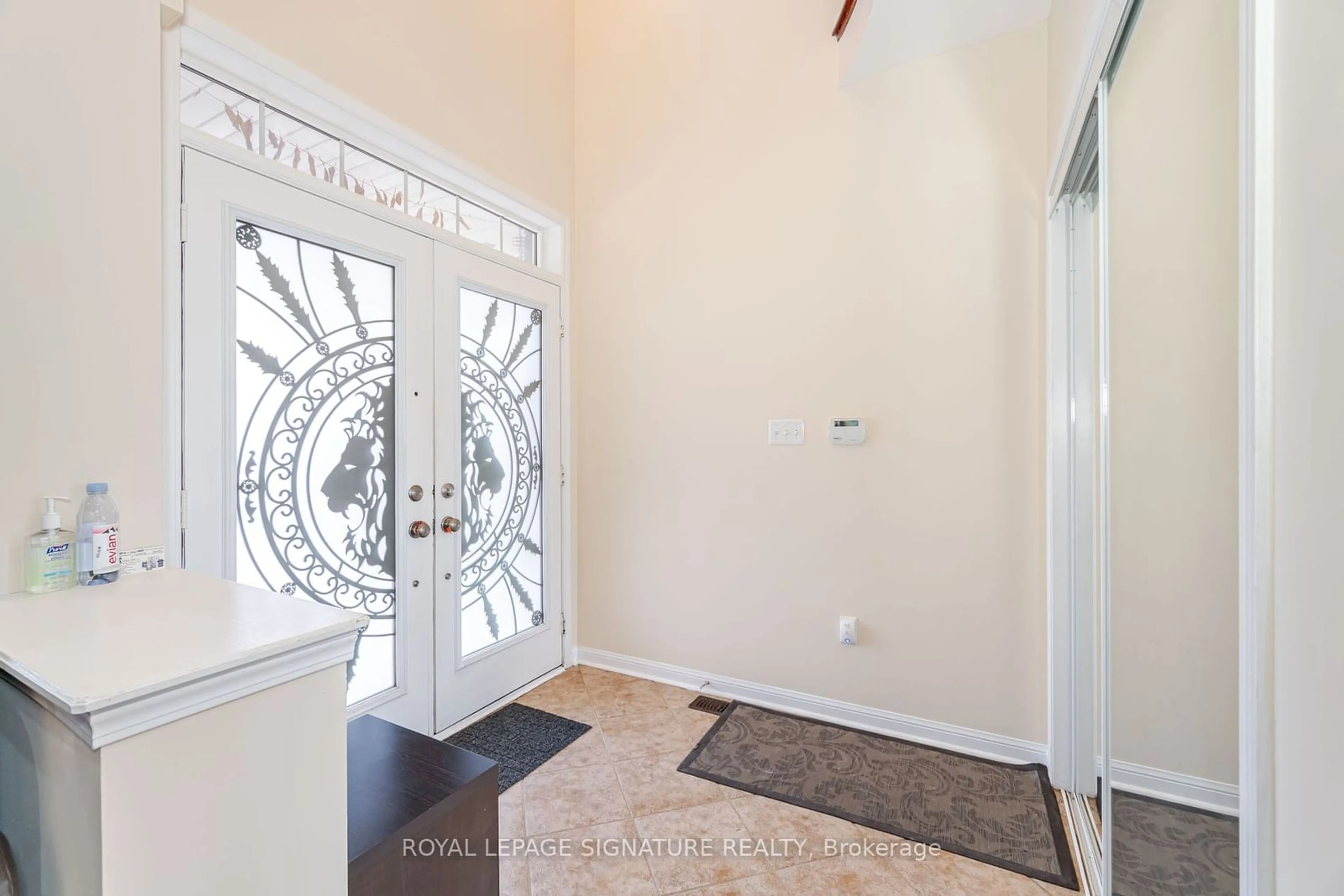 Indoor entryway for 21 Alboreto Way, Brampton Ontario L6X 0N5