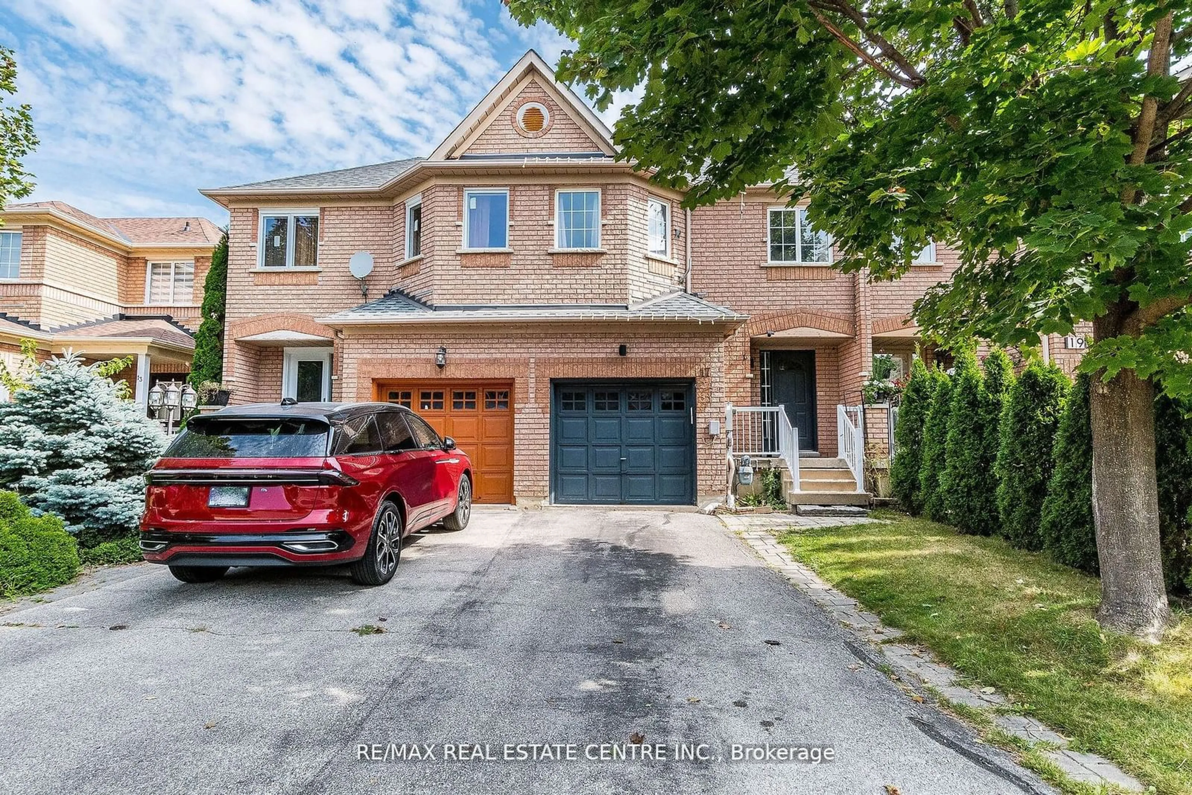 Home with brick exterior material, street for 17 Coppermill Dr, Brampton Ontario L7A 1N4