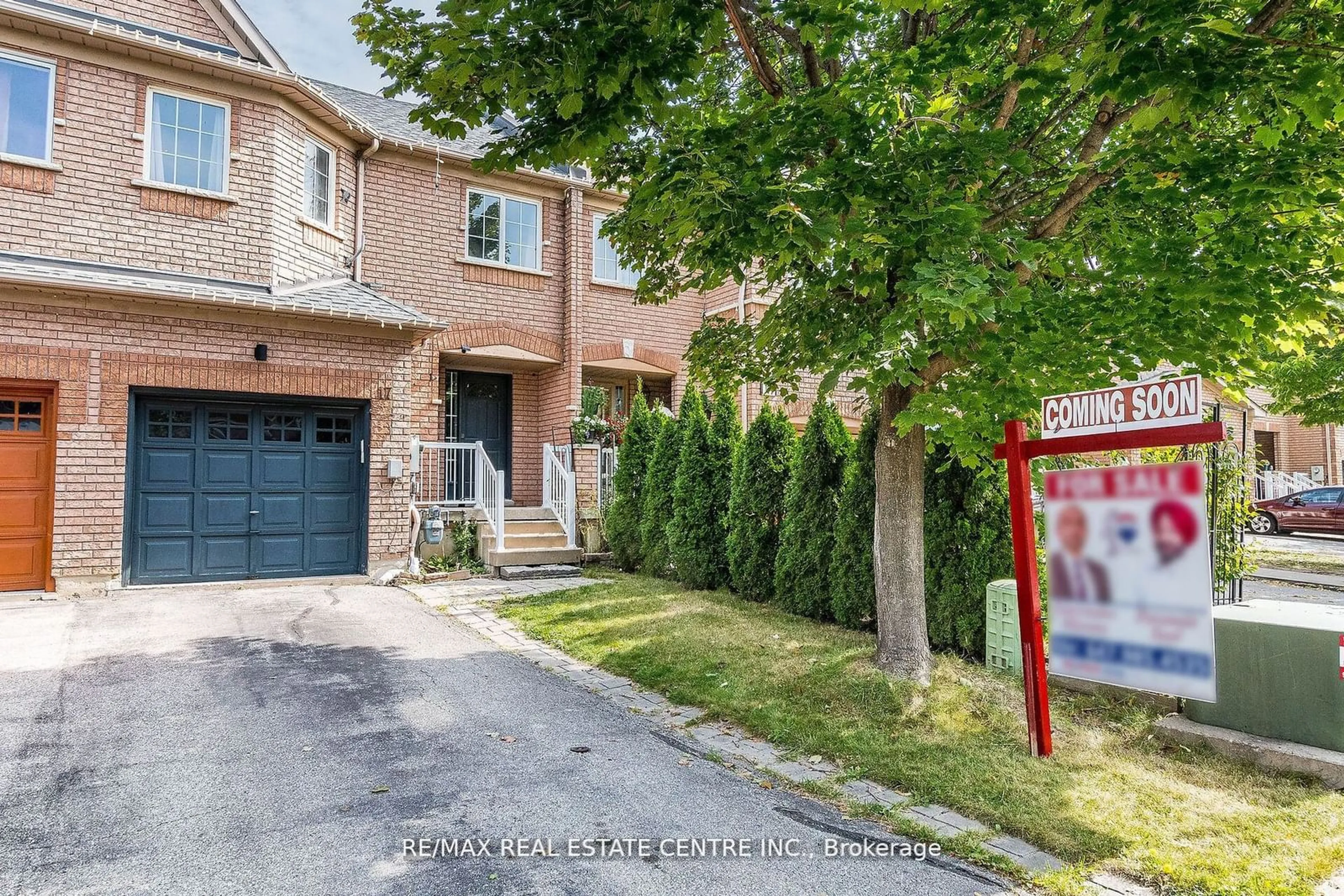 Home with brick exterior material, street for 17 Coppermill Dr, Brampton Ontario L7A 1N4