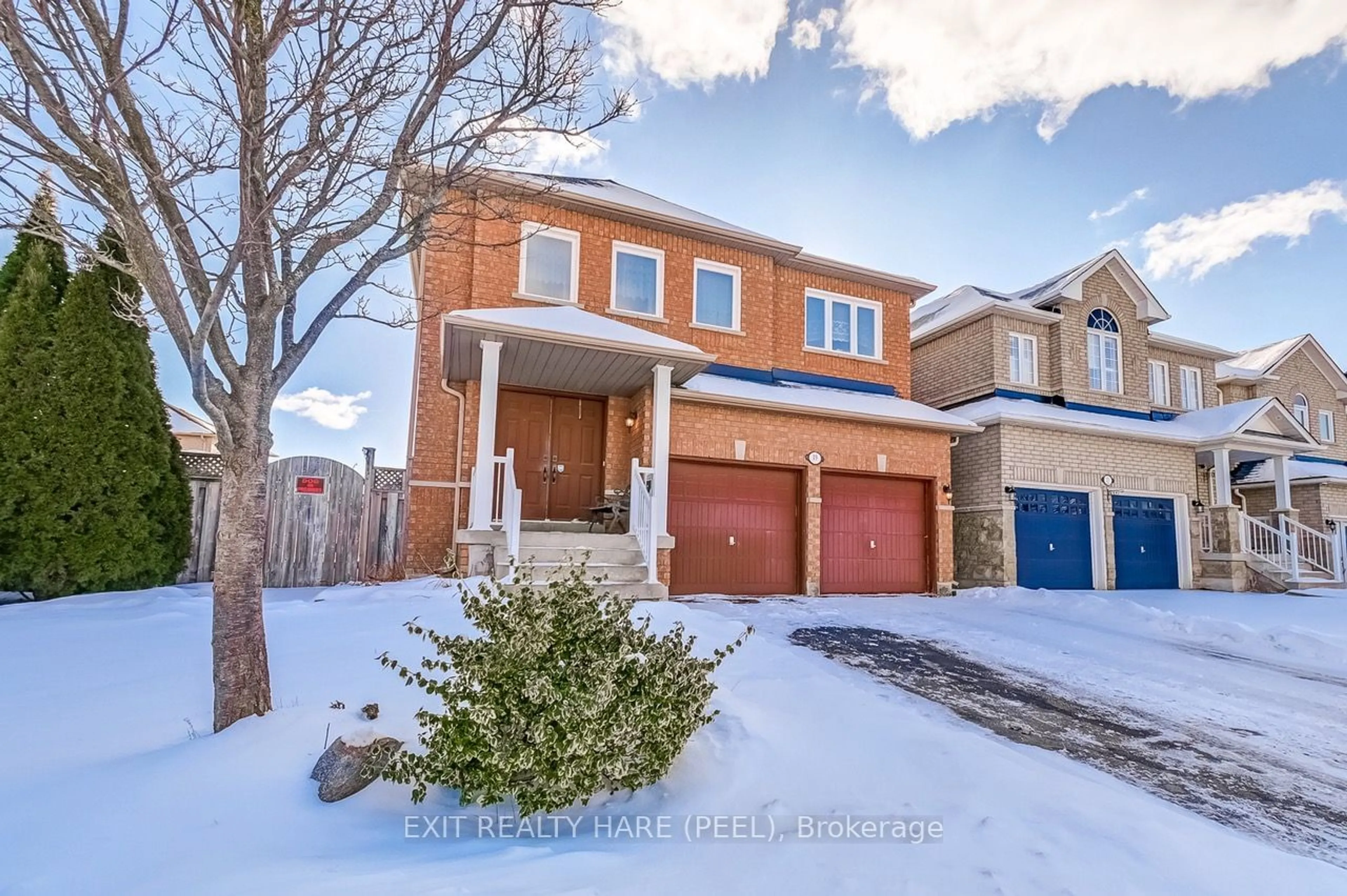 Home with brick exterior material, street for 19 Sandyside Cres, Brampton Ontario L7A 3P9