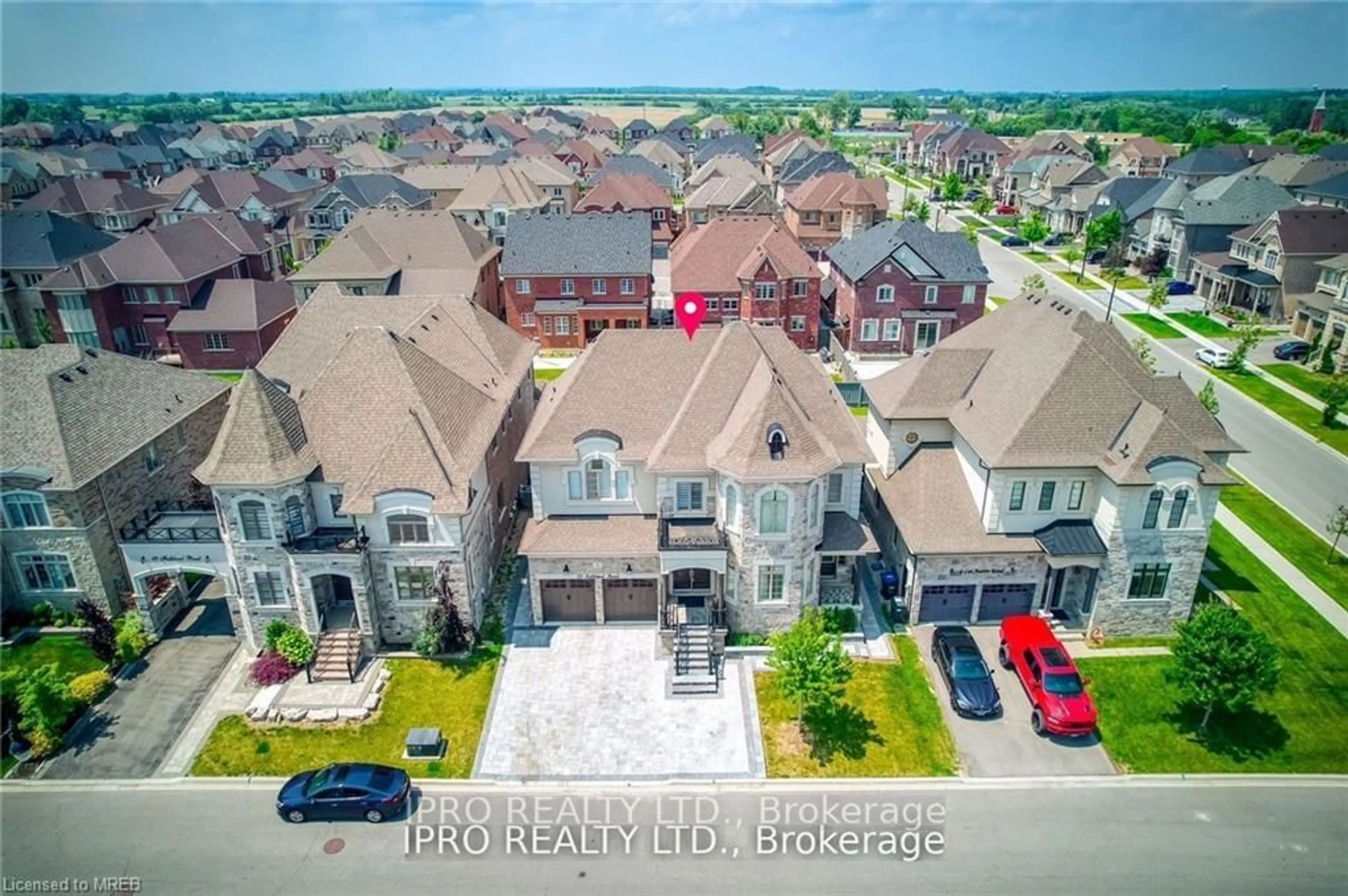 A pic from outside/outdoor area/front of a property/back of a property/a pic from drone, street for 20 Falkland Rd, Brampton Ontario L6P 4C3