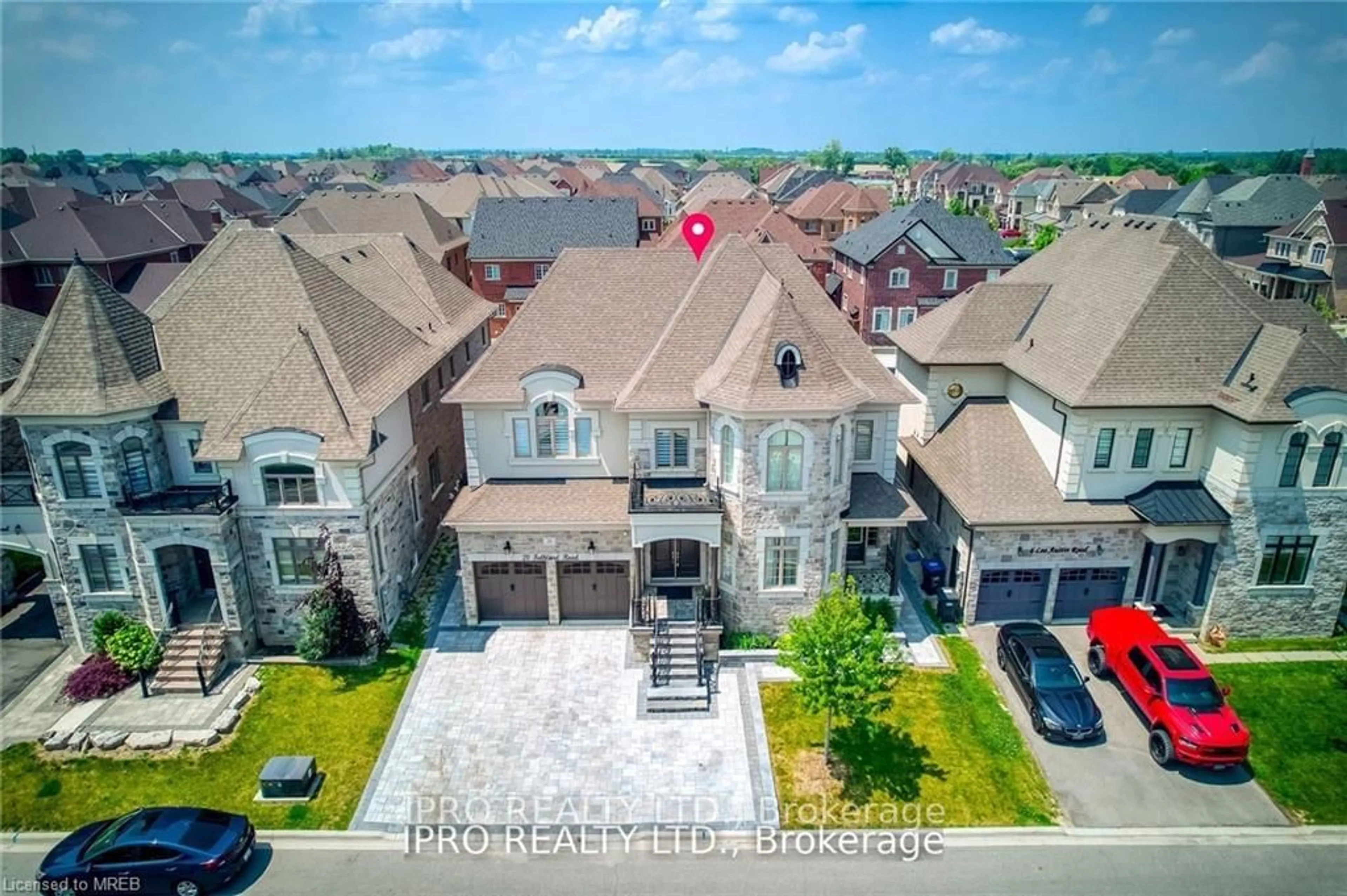 A pic from outside/outdoor area/front of a property/back of a property/a pic from drone, street for 20 Falkland Rd, Brampton Ontario L6P 4C3