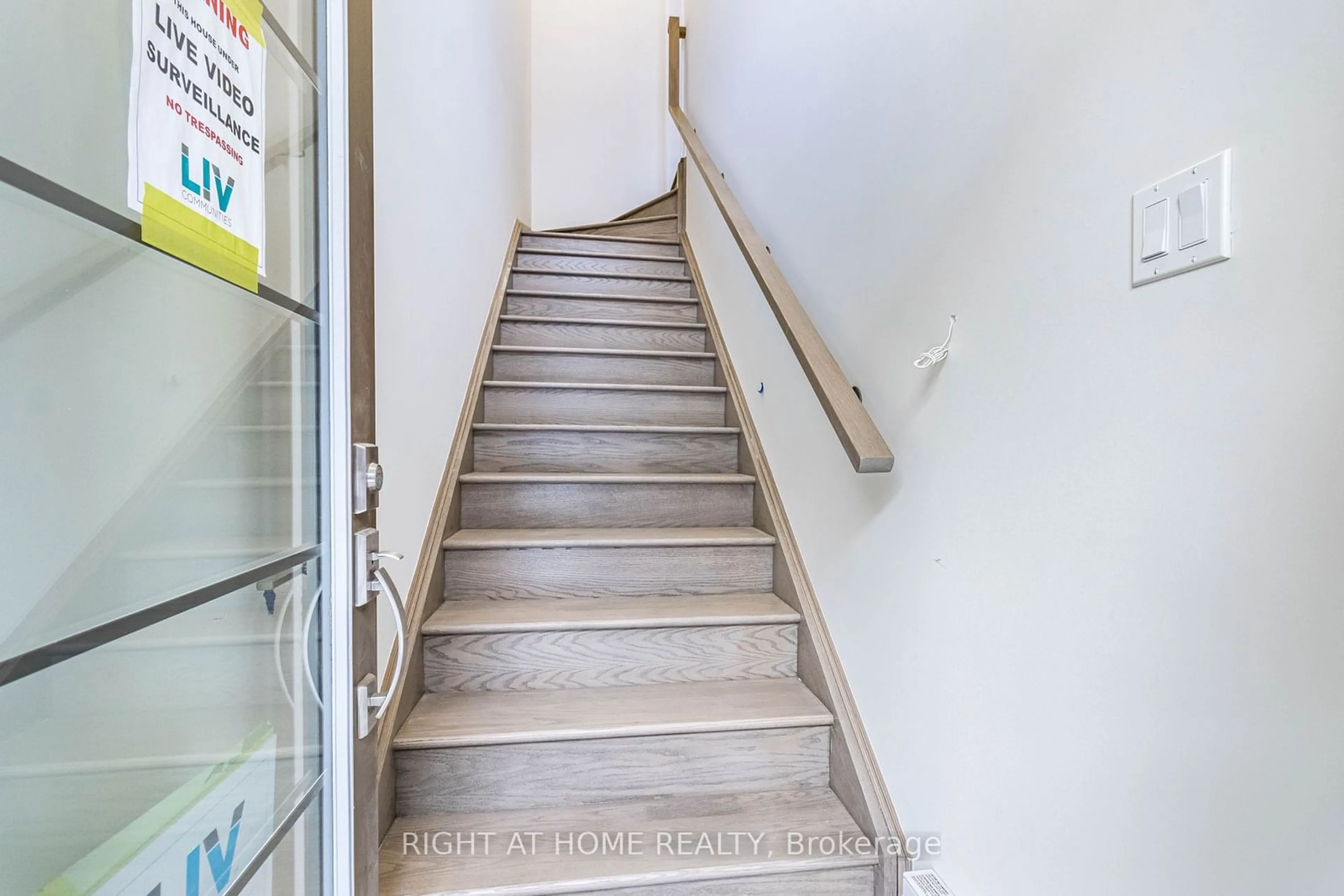 Stairs for 45 Fieldridge Cres #24, Brampton Ontario L6R 4G6