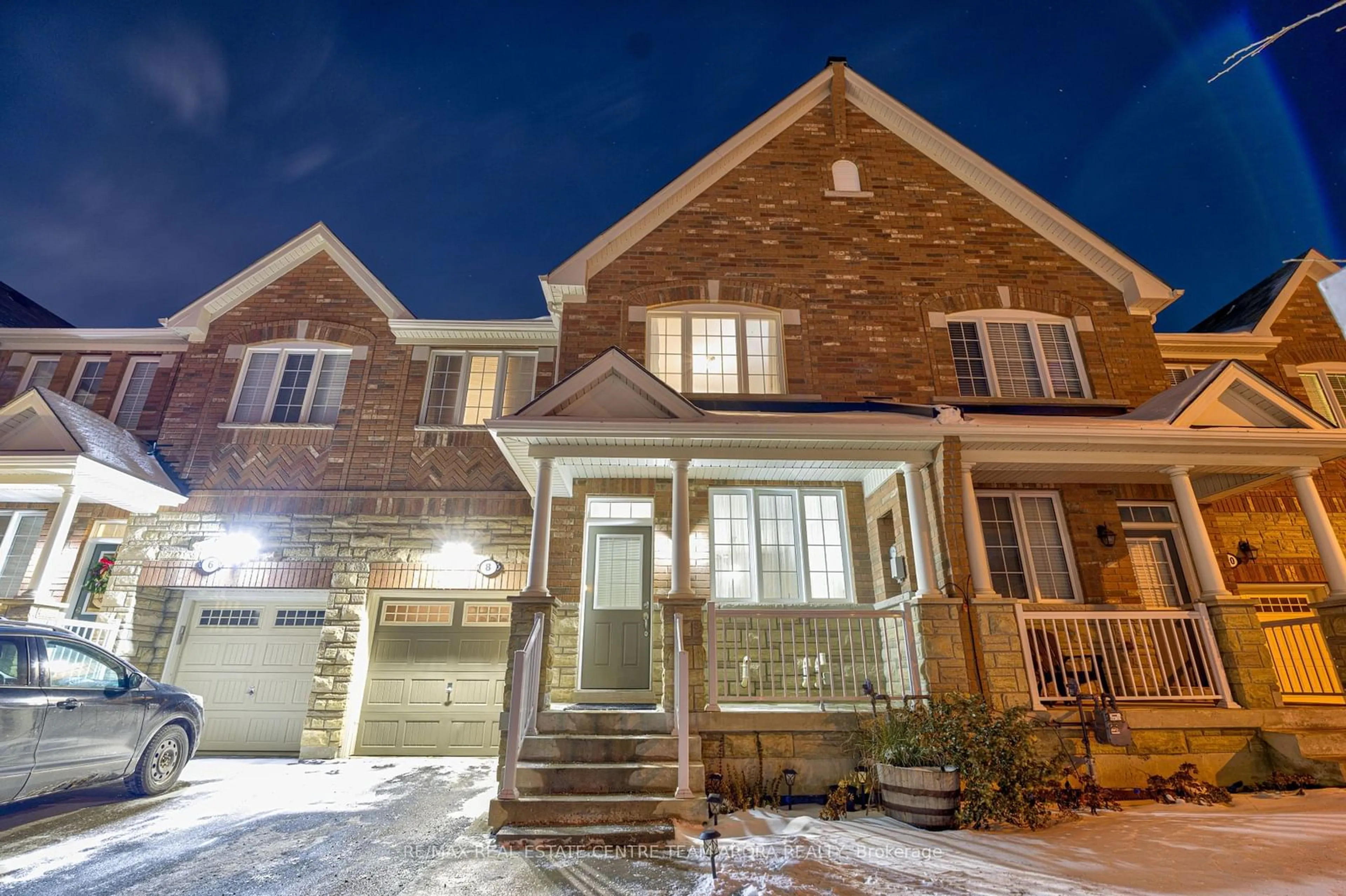 Home with brick exterior material, street for 8 Kawana Rd, Brampton Ontario L6Y 0W1