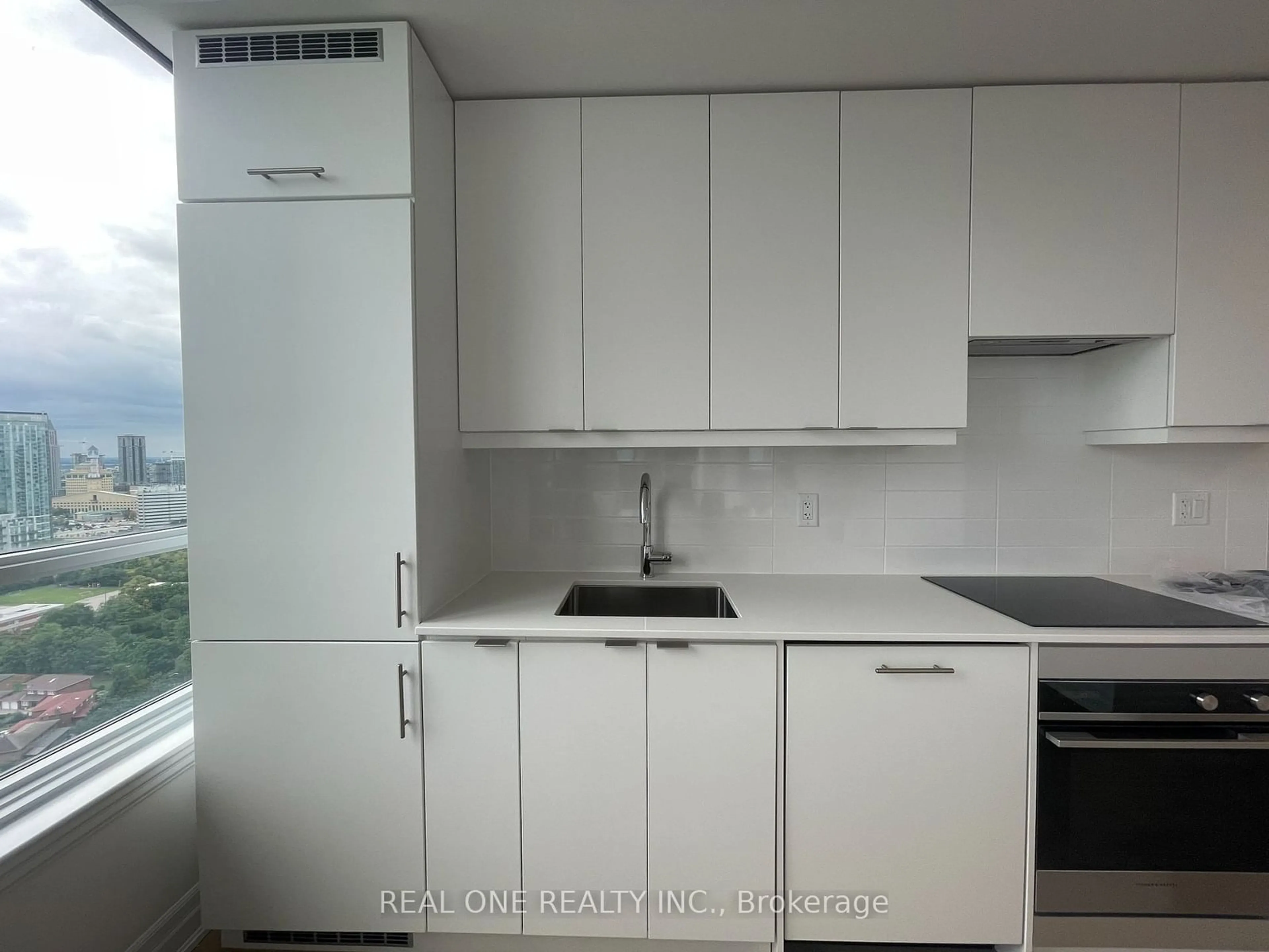 Standard kitchen, unknown for 36 Elm Dr #3008, Mississauga Ontario L5B 0N3