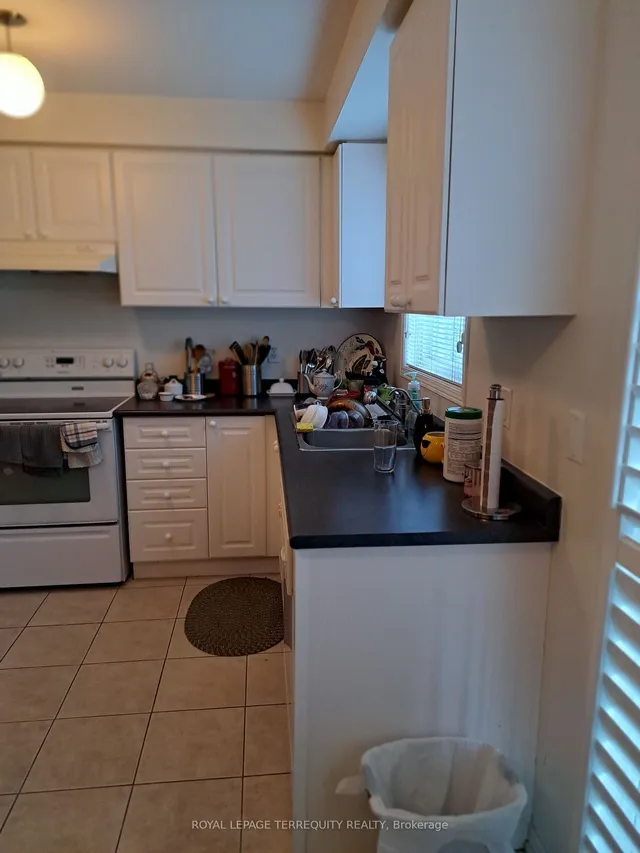 Additional property image - 4950 Albina Way Unit 70