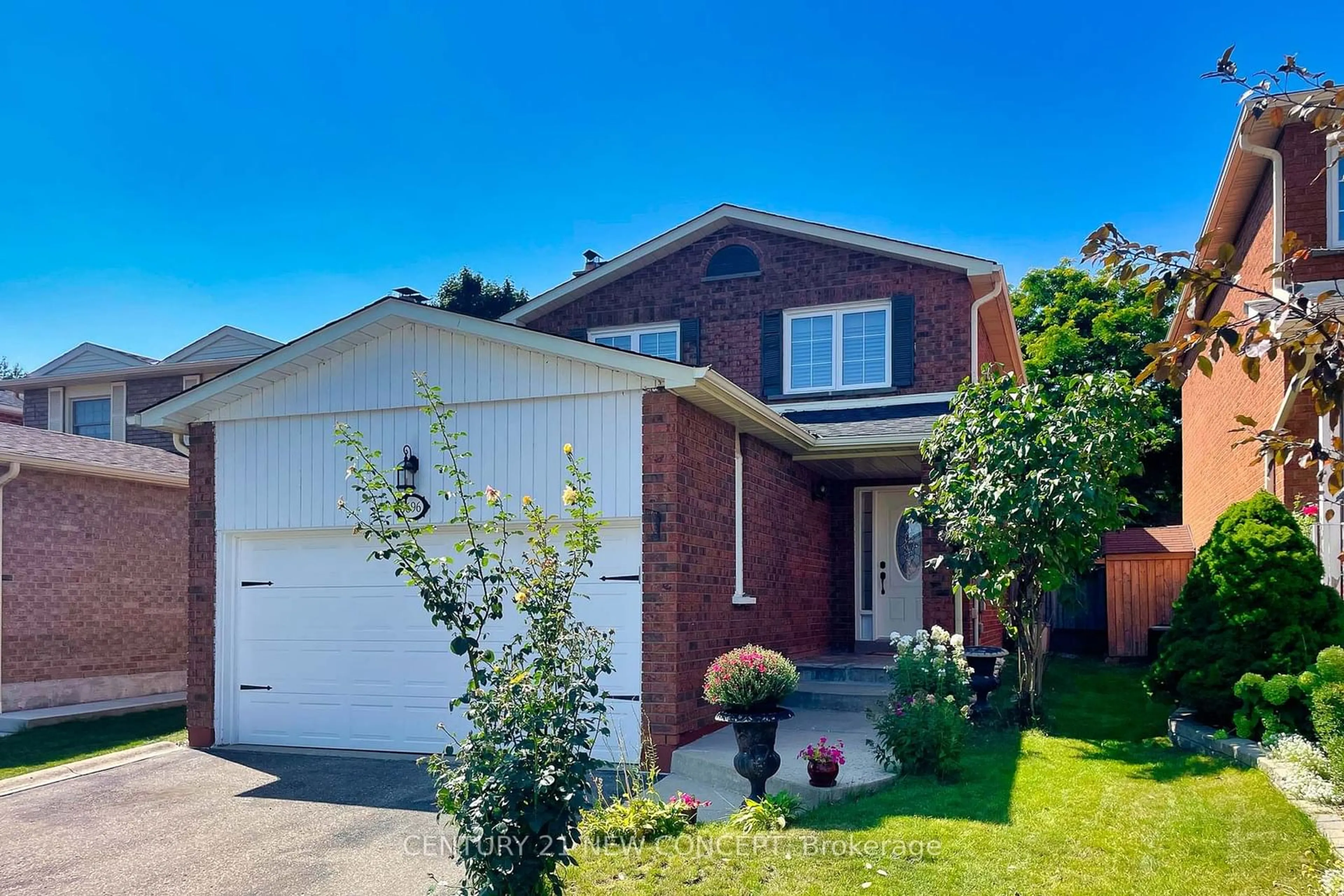 Home with brick exterior material, street for 6696 HARLOW Rd, Mississauga Ontario L5N 4T3