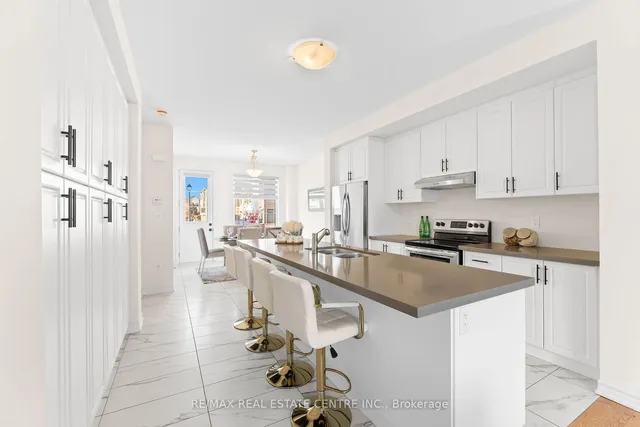 Additional image 26 of 16 Arcola St