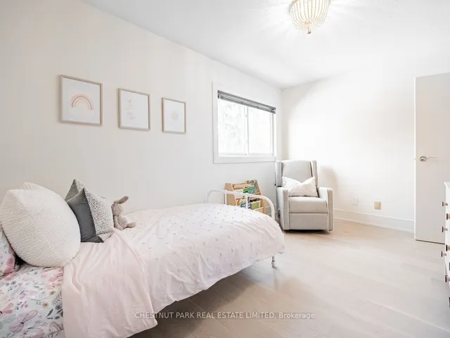 Additional property image - 1576 Kerns Rd Unit 2
