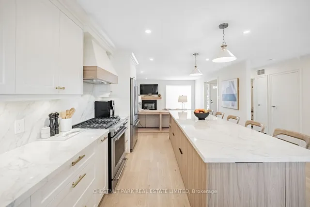 Additional property image - 1576 Kerns Rd Unit 2