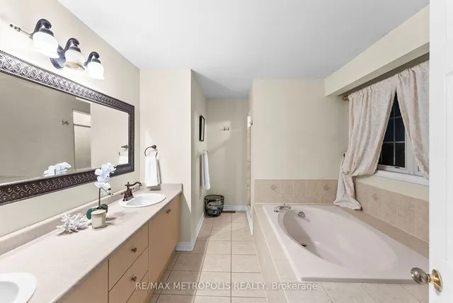 Additional property image - 60 Gallview Lane