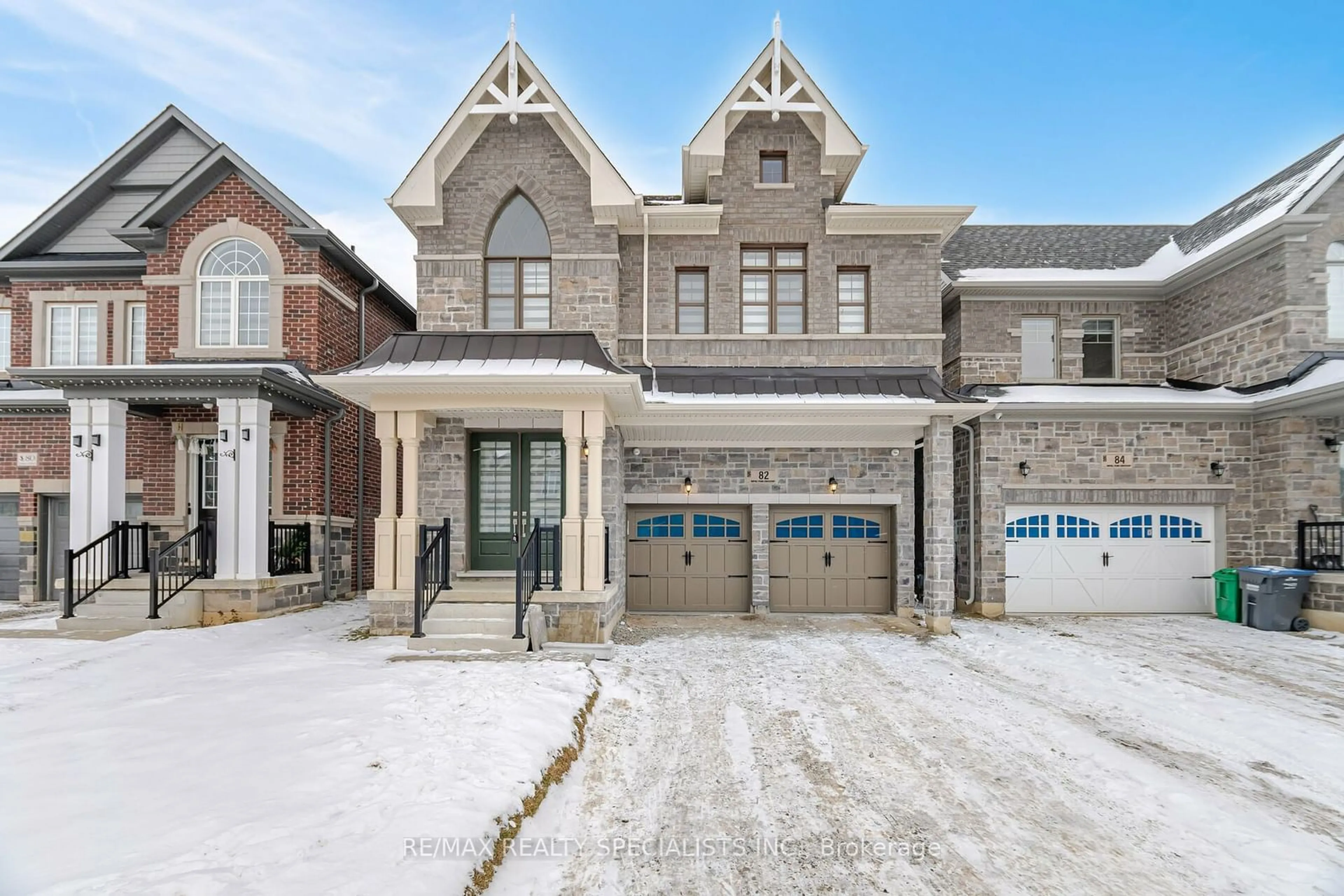 Home with brick exterior material, street for 82 Royal Fern Cres, Caledon Ontario L7C 4N1