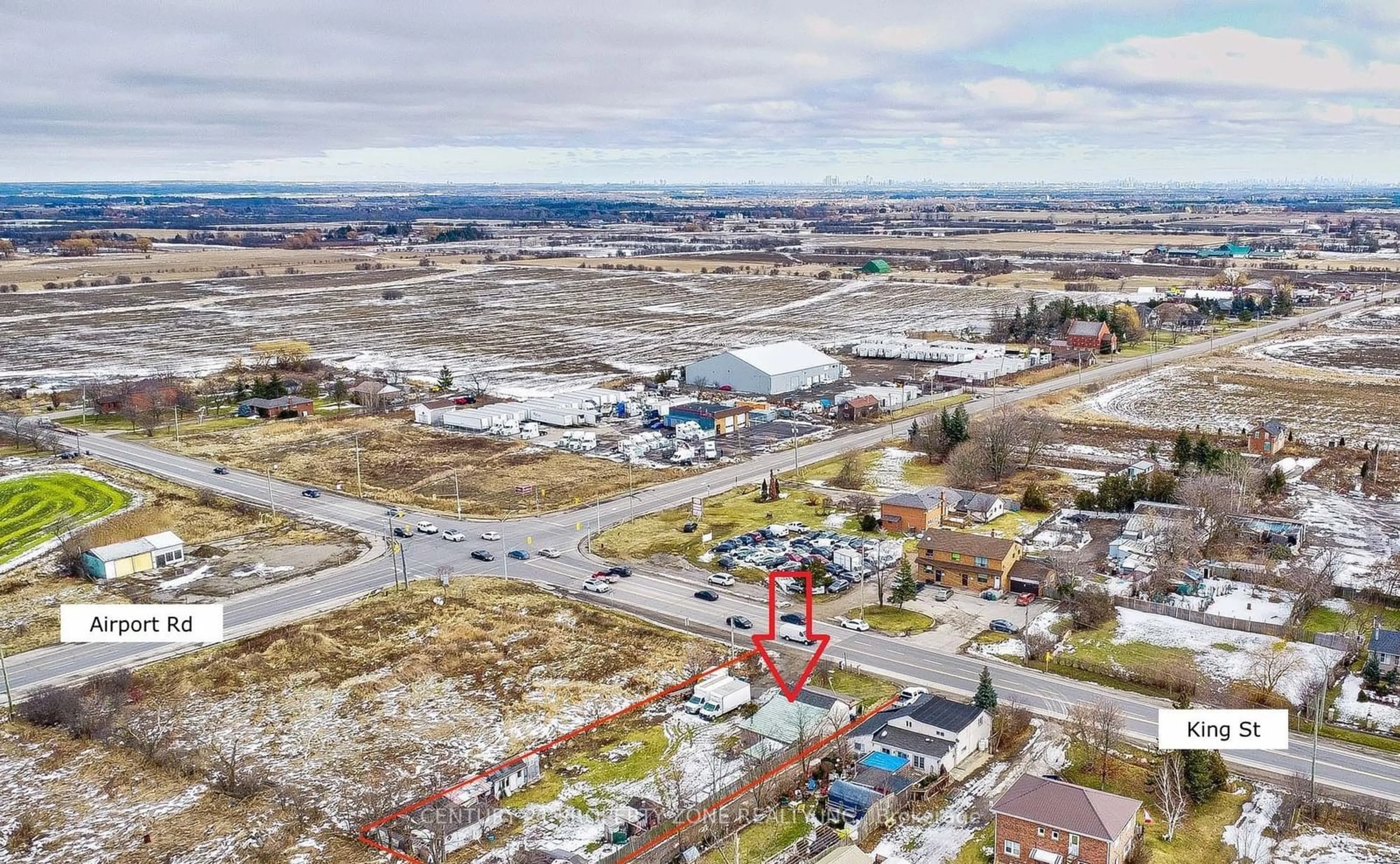 A pic from outside/outdoor area/front of a property/back of a property/a pic from drone, street for 5968 King St, Caledon Ontario L7C 0R9