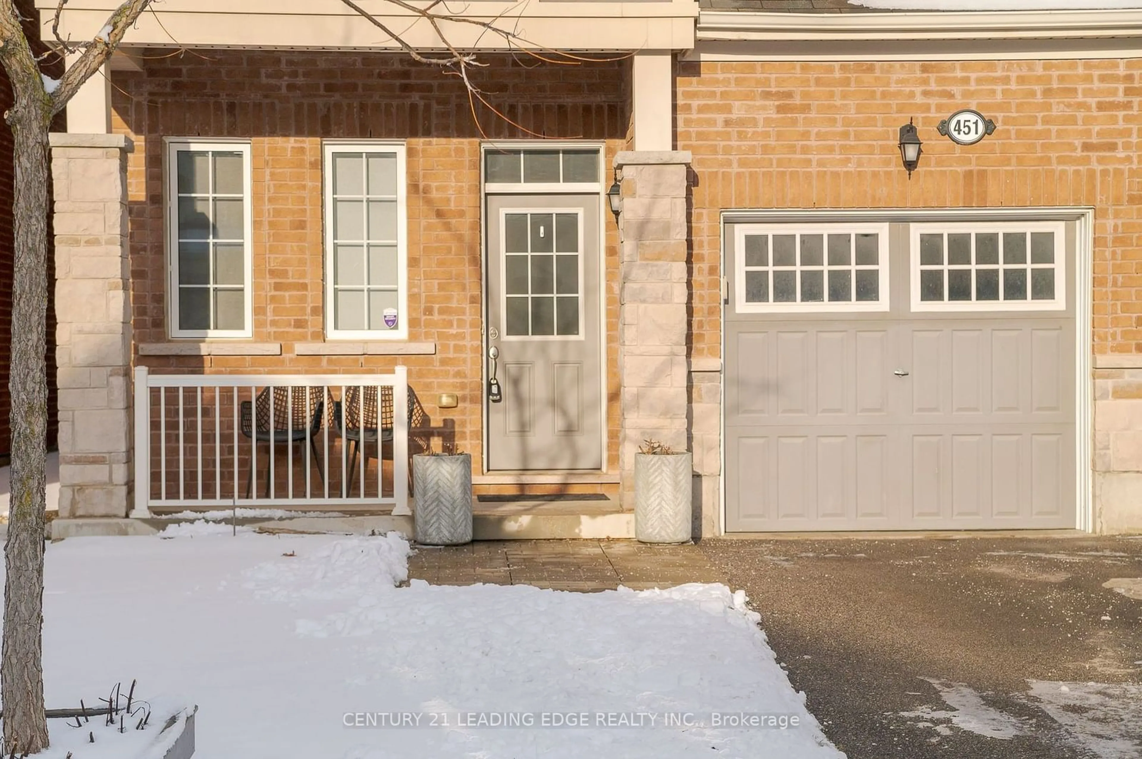 Unknown for 451 Clarkson Gate, Milton Ontario L9E 0B7