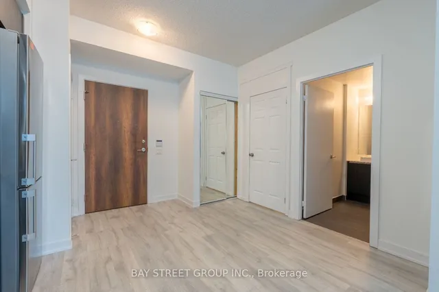 Additional property image - 251 Manitoba St Unit 727