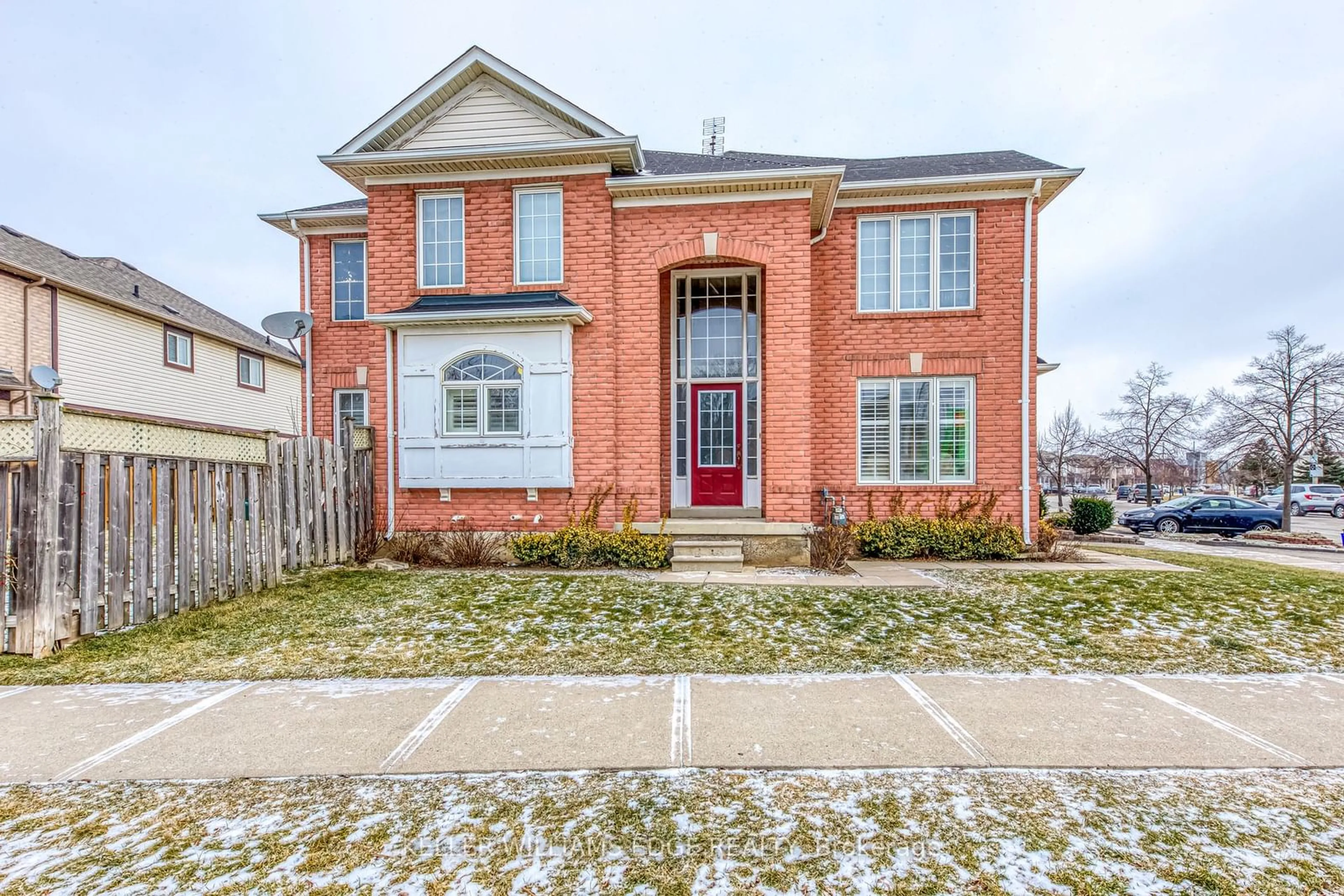 Home with brick exterior material, street for 1019 Kennedy Circ, Milton Ontario L9T 5S4