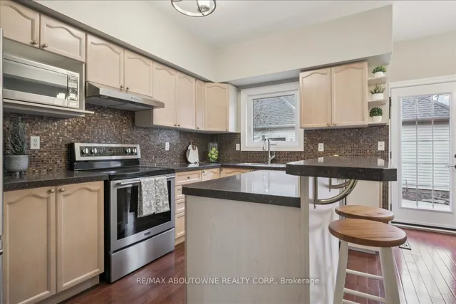 Additional property image - 183 Roxton Rd