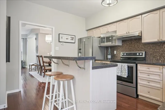 Additional property image - 183 Roxton Rd