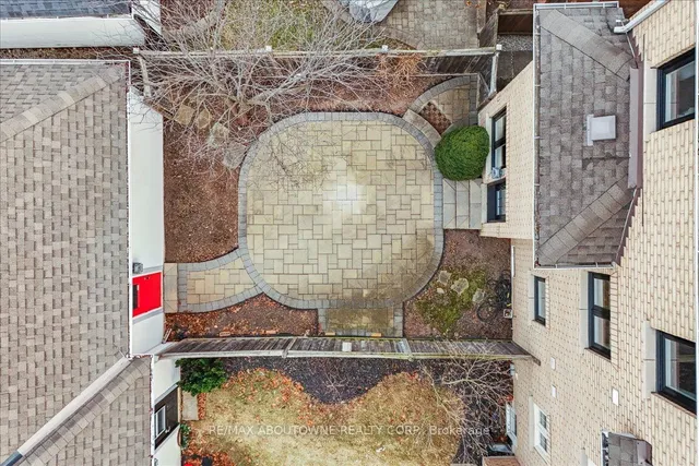 Additional property image - 183 Roxton Rd