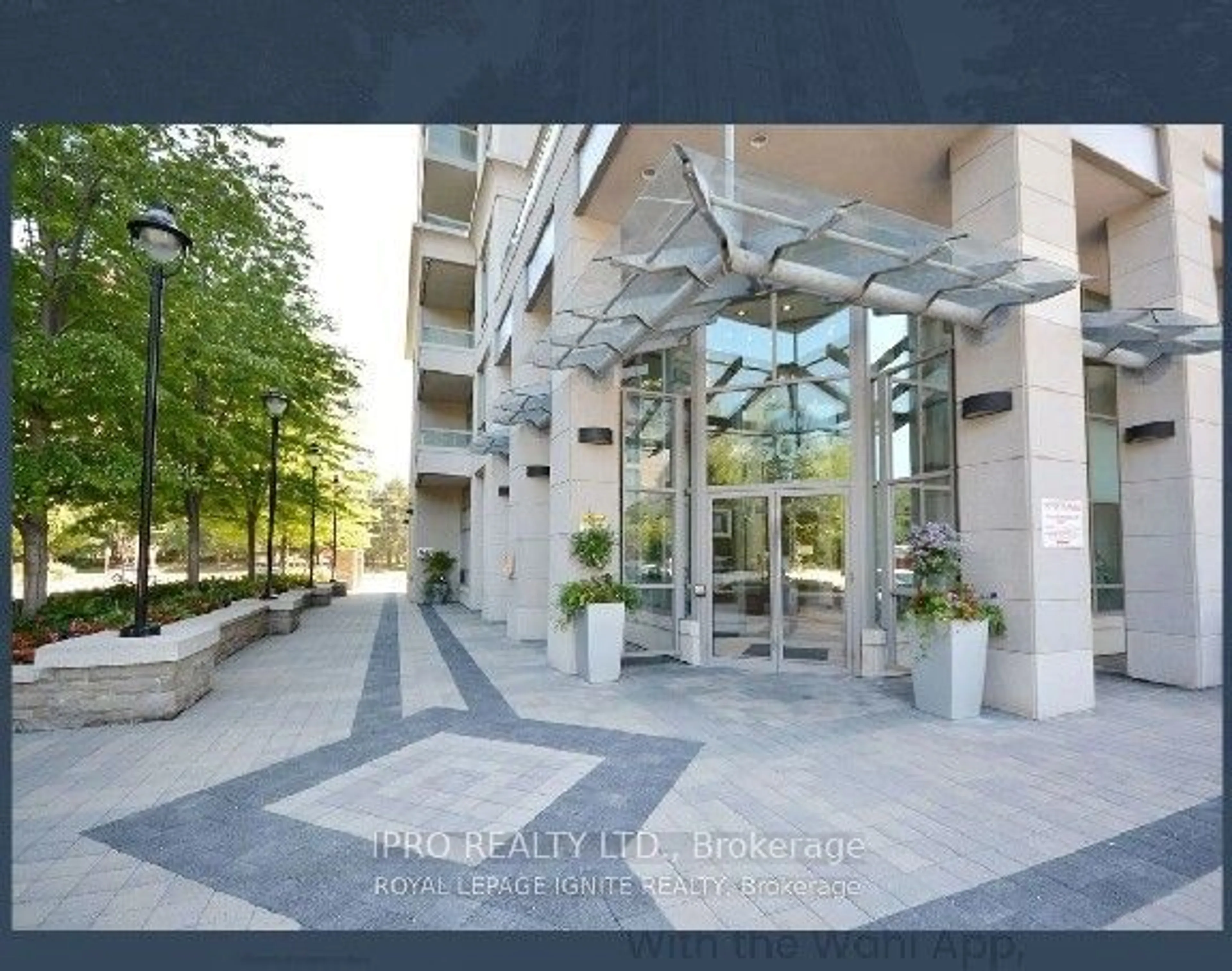 Indoor foyer for 3504 Hurontario St #2210, Mississauga Ontario L5B 0B9