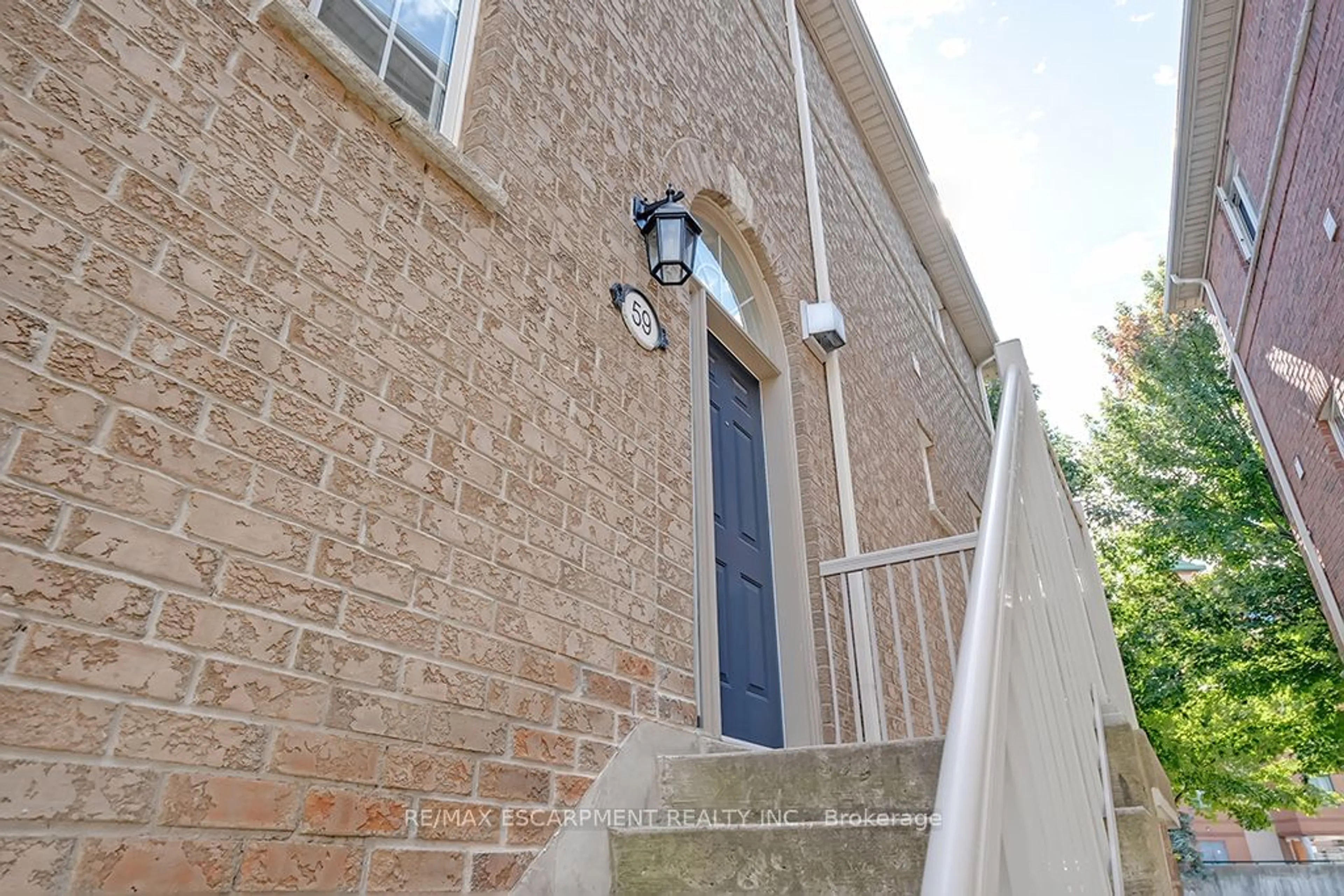 Home with brick exterior material, street for 1169 Dorval Dr #59, Oakville Ontario L6M 4V8