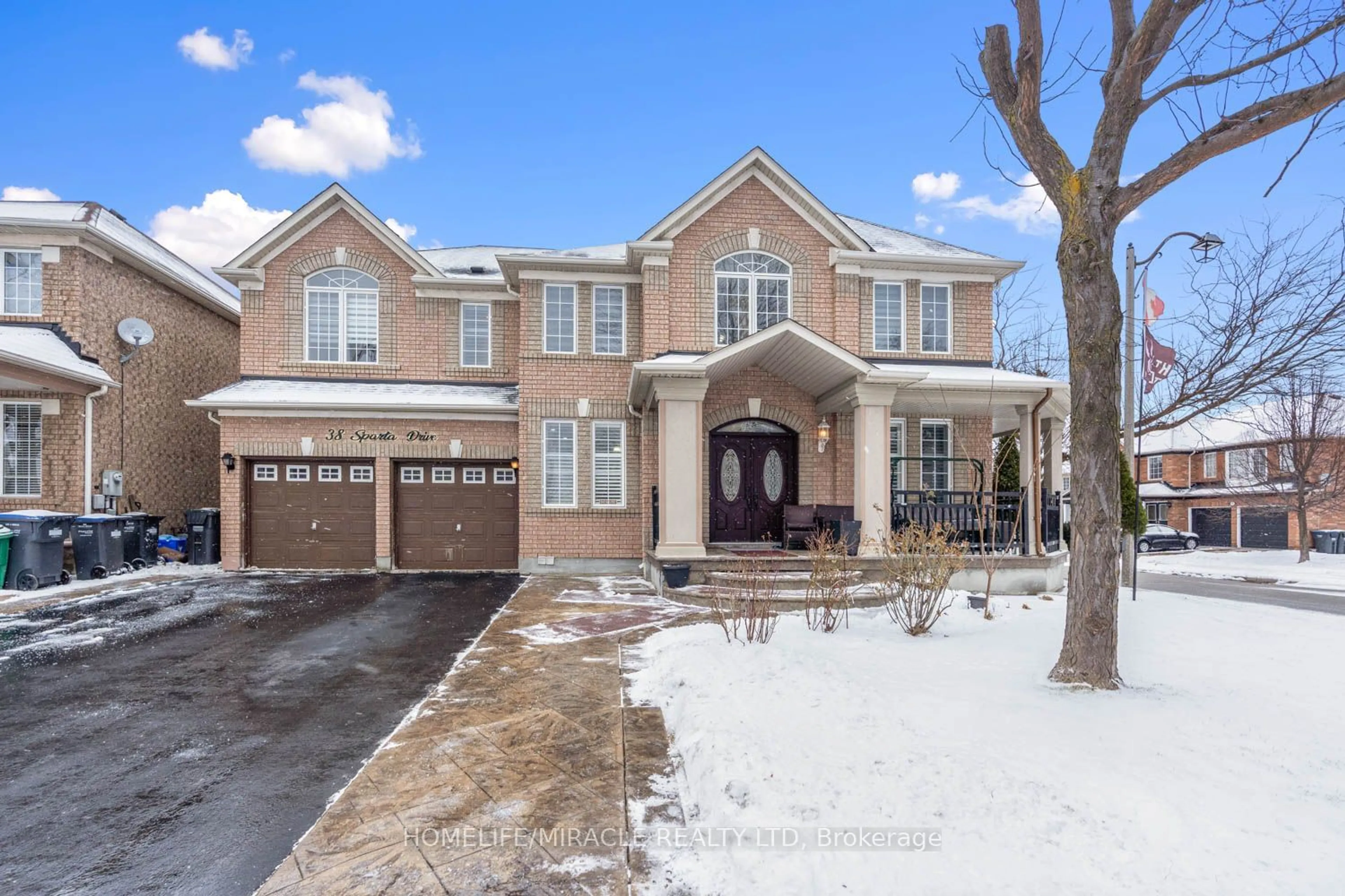 Home with brick exterior material, street for 38 Sparta Dr, Brampton Ontario L6P 1H8