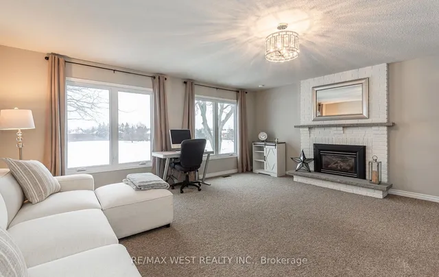 Additional property image - 44 Regentview Dr