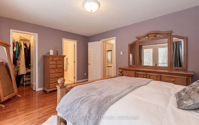 Additional property image - 44 Regentview Dr