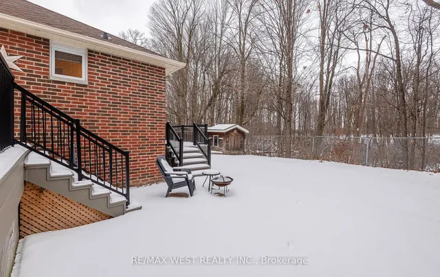 Additional property image - 44 Regentview Dr