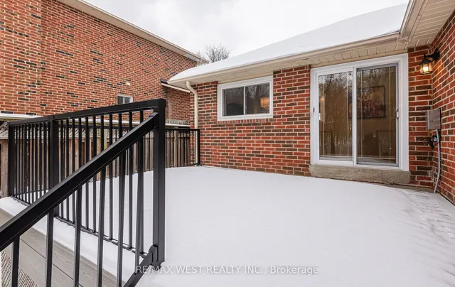 Additional property image - 44 Regentview Dr