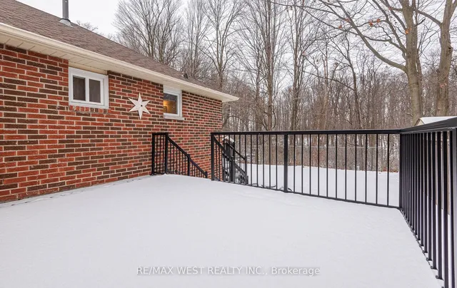 Additional property image - 44 Regentview Dr