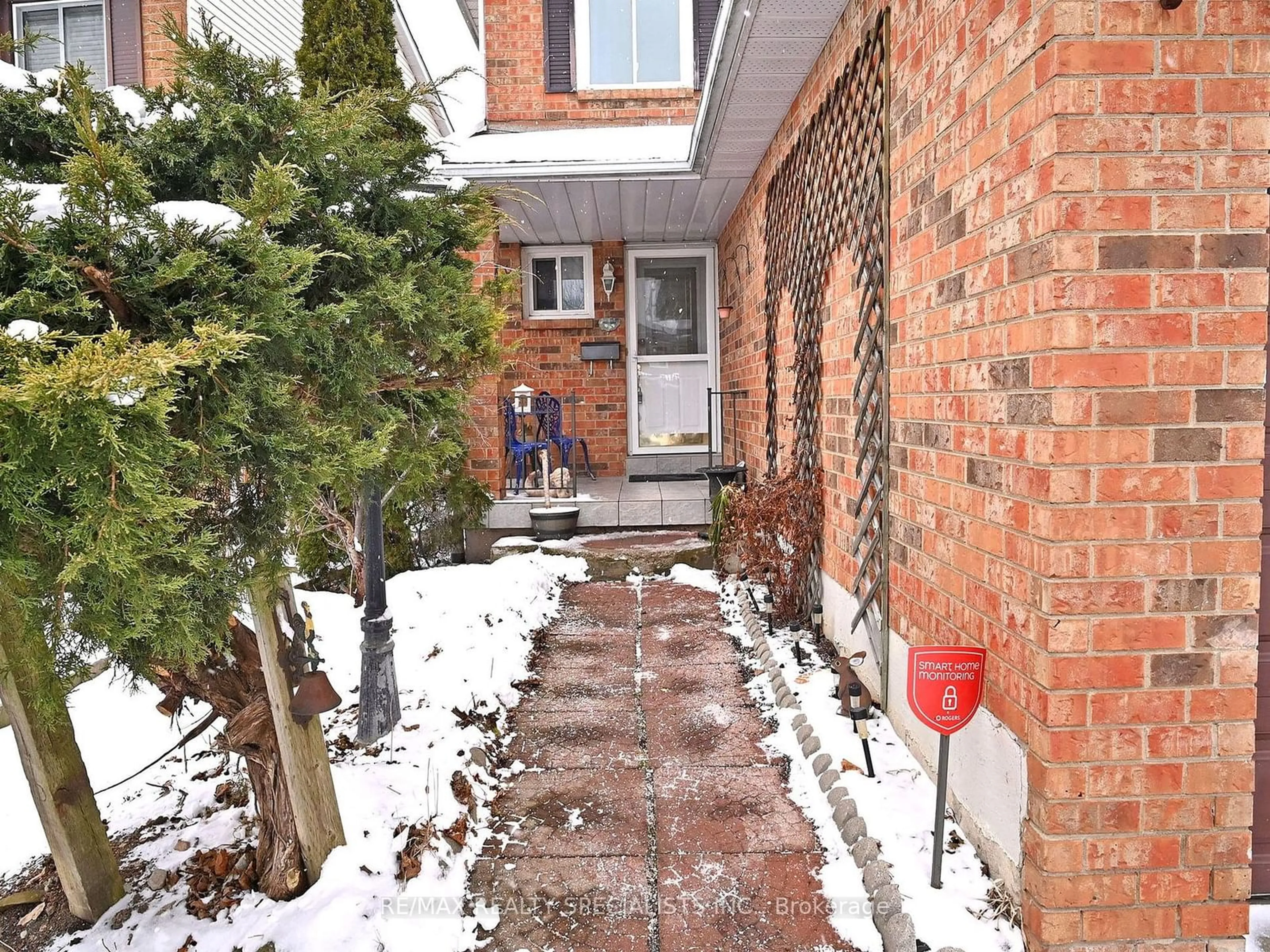 Unknown for 8 Stephensen Crt, Brampton Ontario L6V 3X8