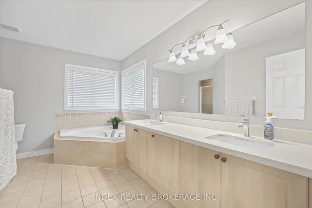 Additional property image - 33 Timberwolf Rd