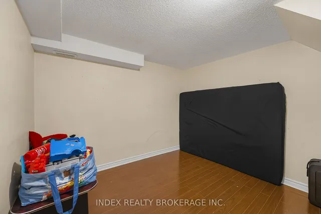 Additional property image - 33 Timberwolf Rd