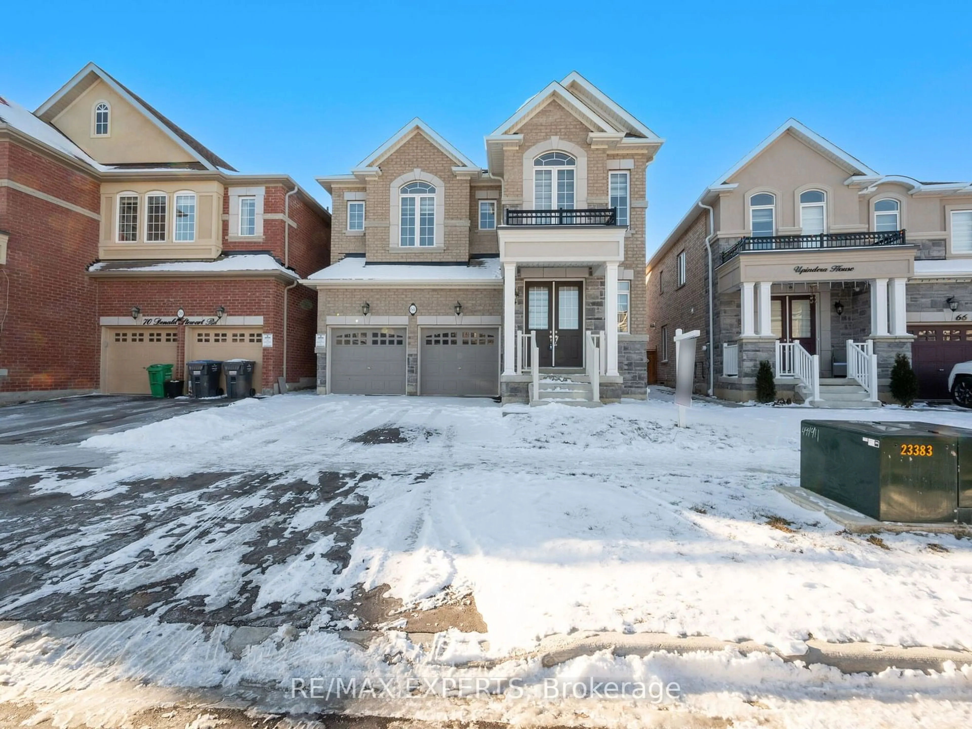 Home with brick exterior material, street for 68 Donald Stewart Rd, Brampton Ontario L7A 0C3