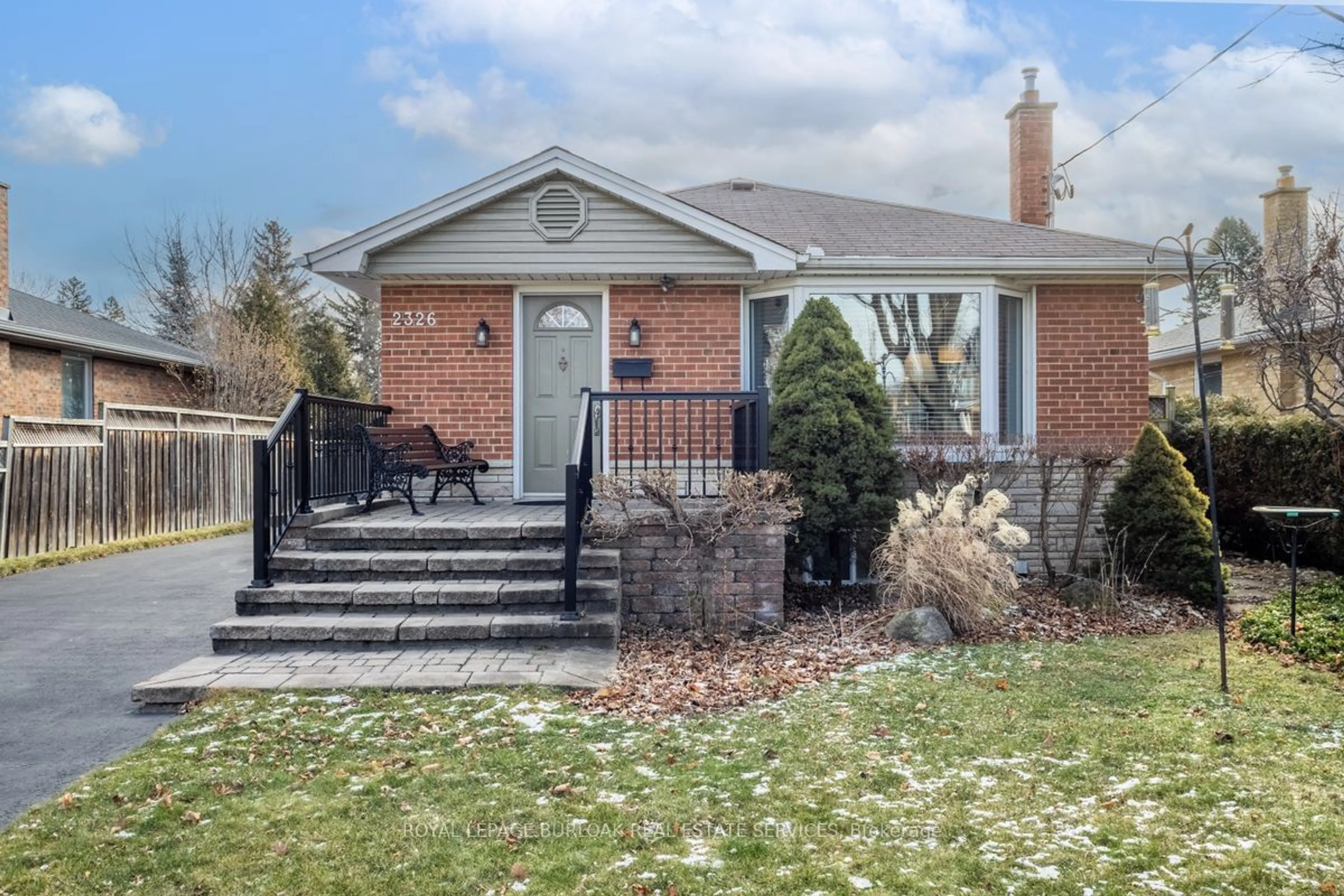 Unknown for 2326 Redfern Rd, Burlington Ontario L7R 1X3