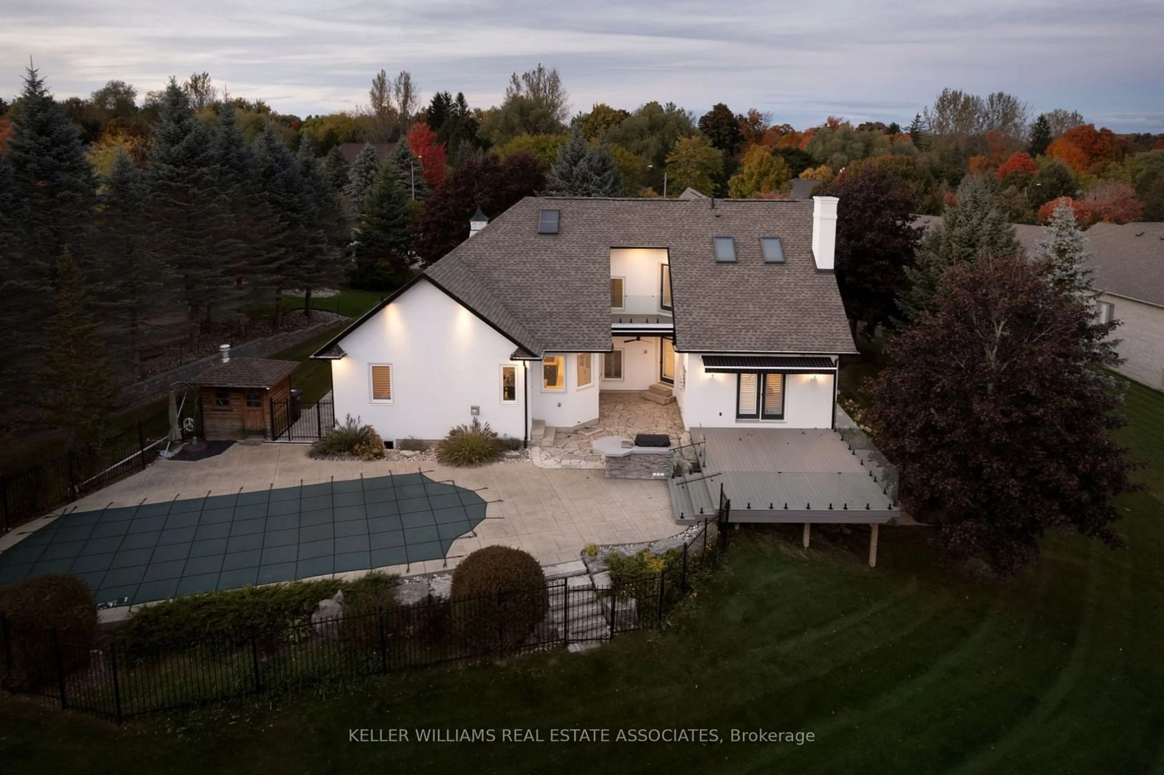 A pic from outside/outdoor area/front of a property/back of a property/a pic from drone, unknown for 50 Lyonsview Lane, Caledon Ontario L7C 1P1