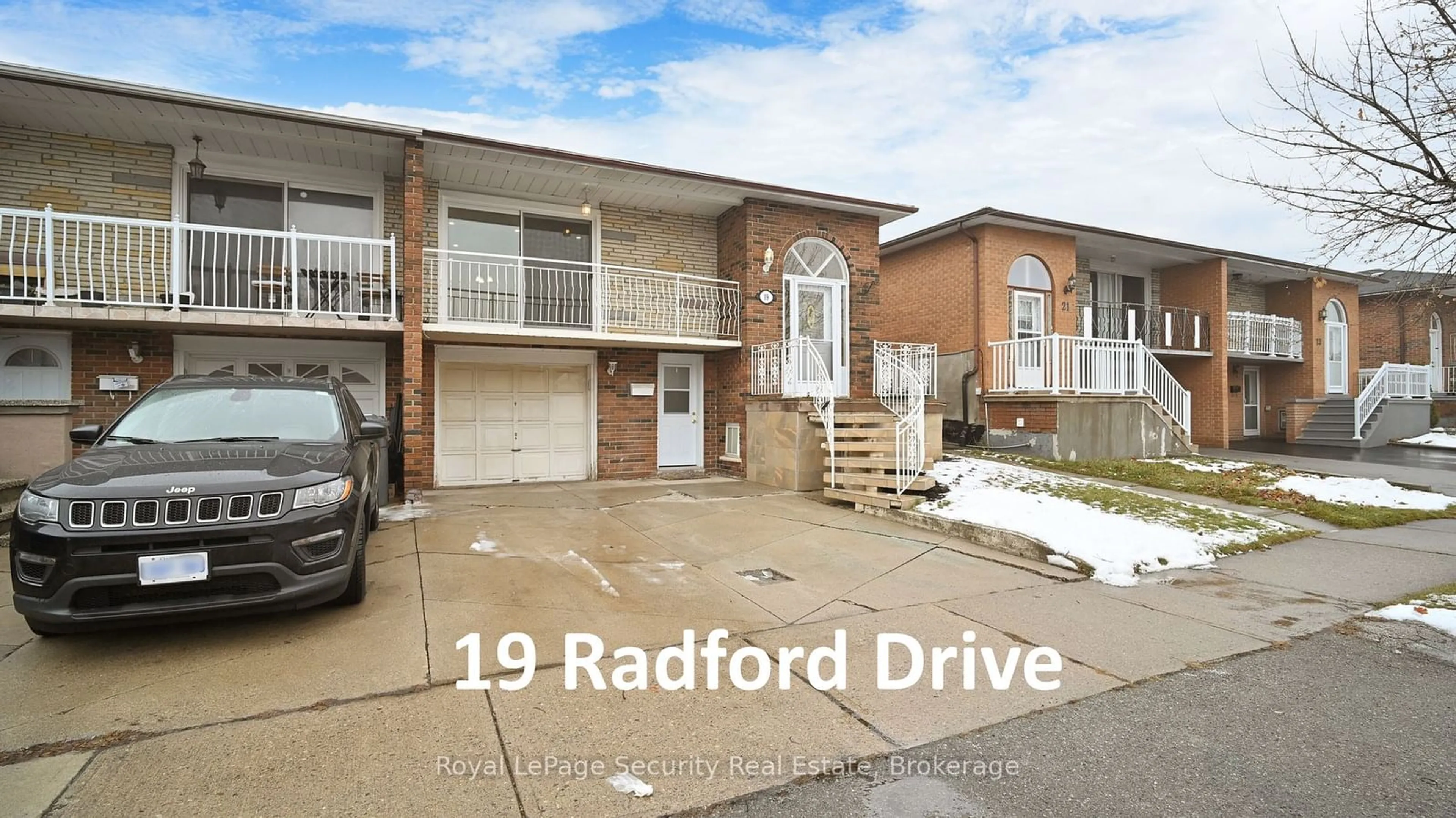 Home with brick exterior material, street for 19 Radford Dr, Brampton Ontario L6V 2Y8